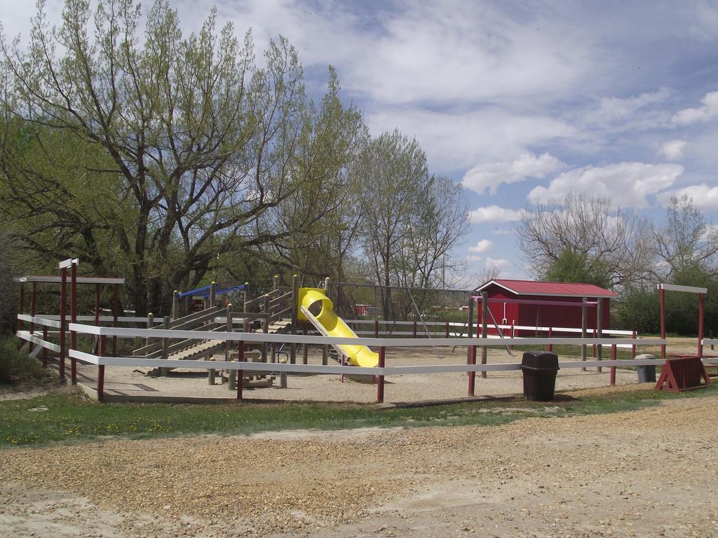 Dinosaur Trail Rv Resort & Cabins Drumheller Luaran gambar